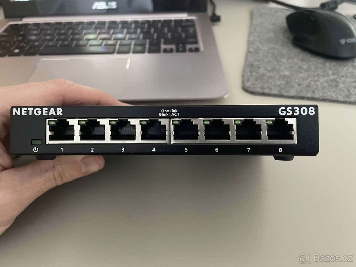 Switch Netgear GS308 2