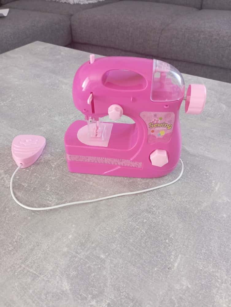 Dětský šicí stroj 1