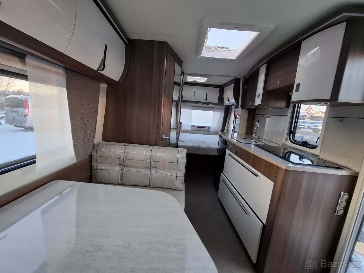 Burstner Averso 435 + stan 6