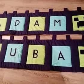 Kapsář za postel 2