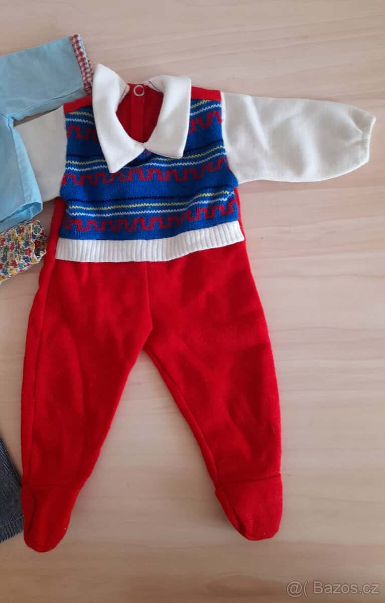 Retro šatičky pro panenky 3