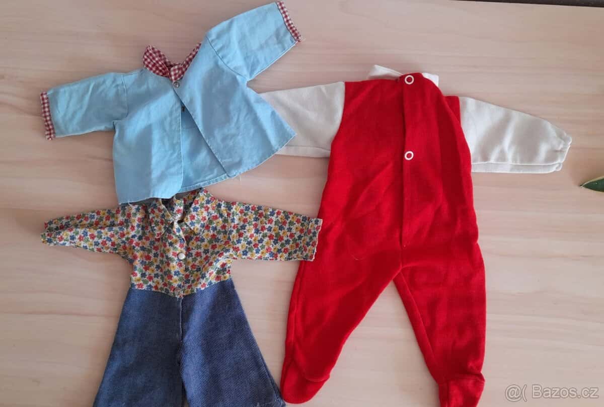 Retro šatičky pro panenky 4