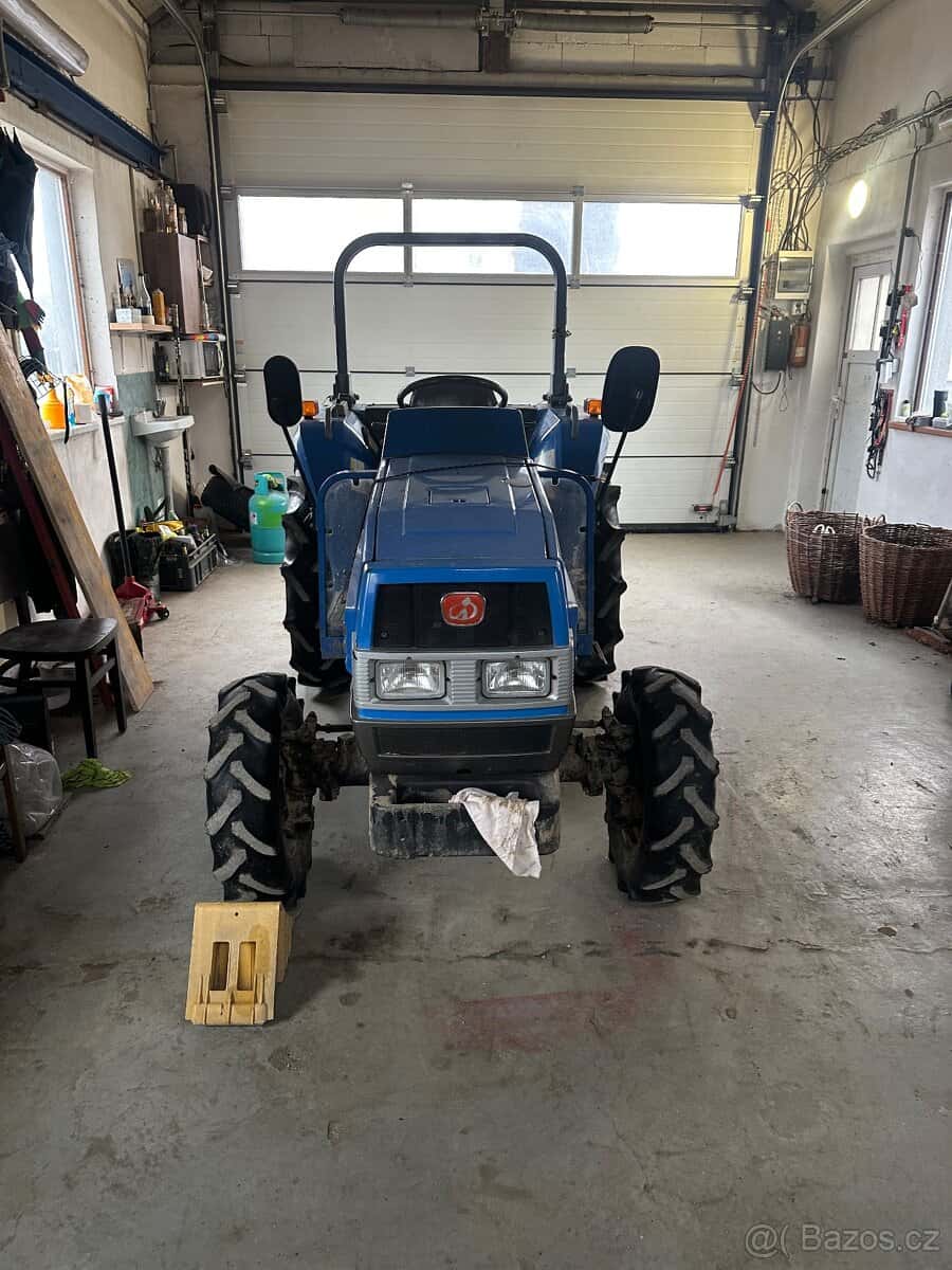 Malotraktor Iseki TK 25 2