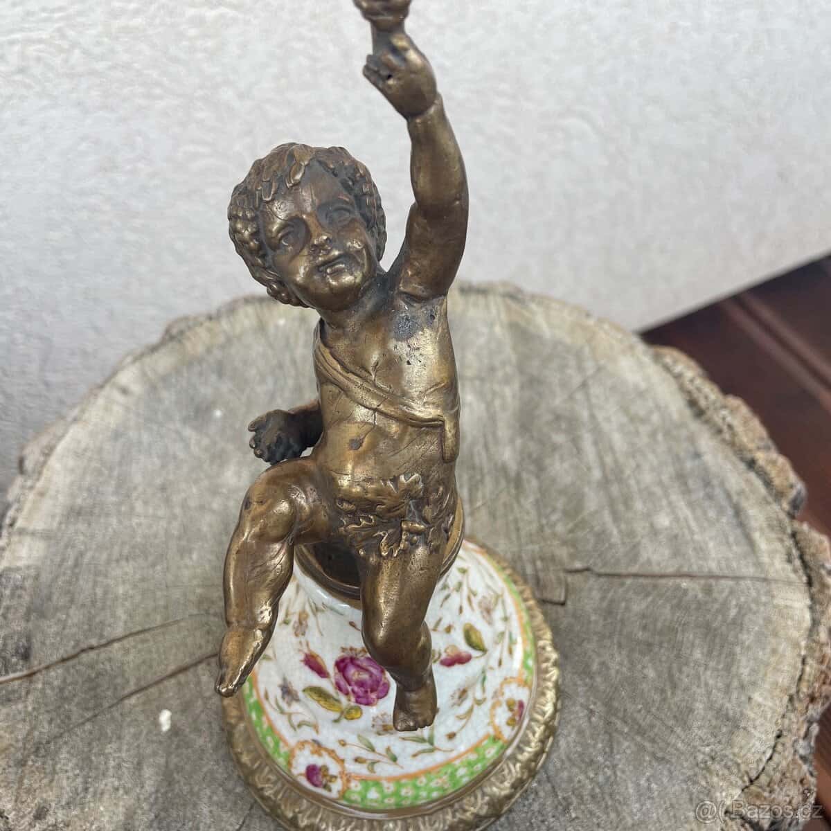 Starožitný svícen 2