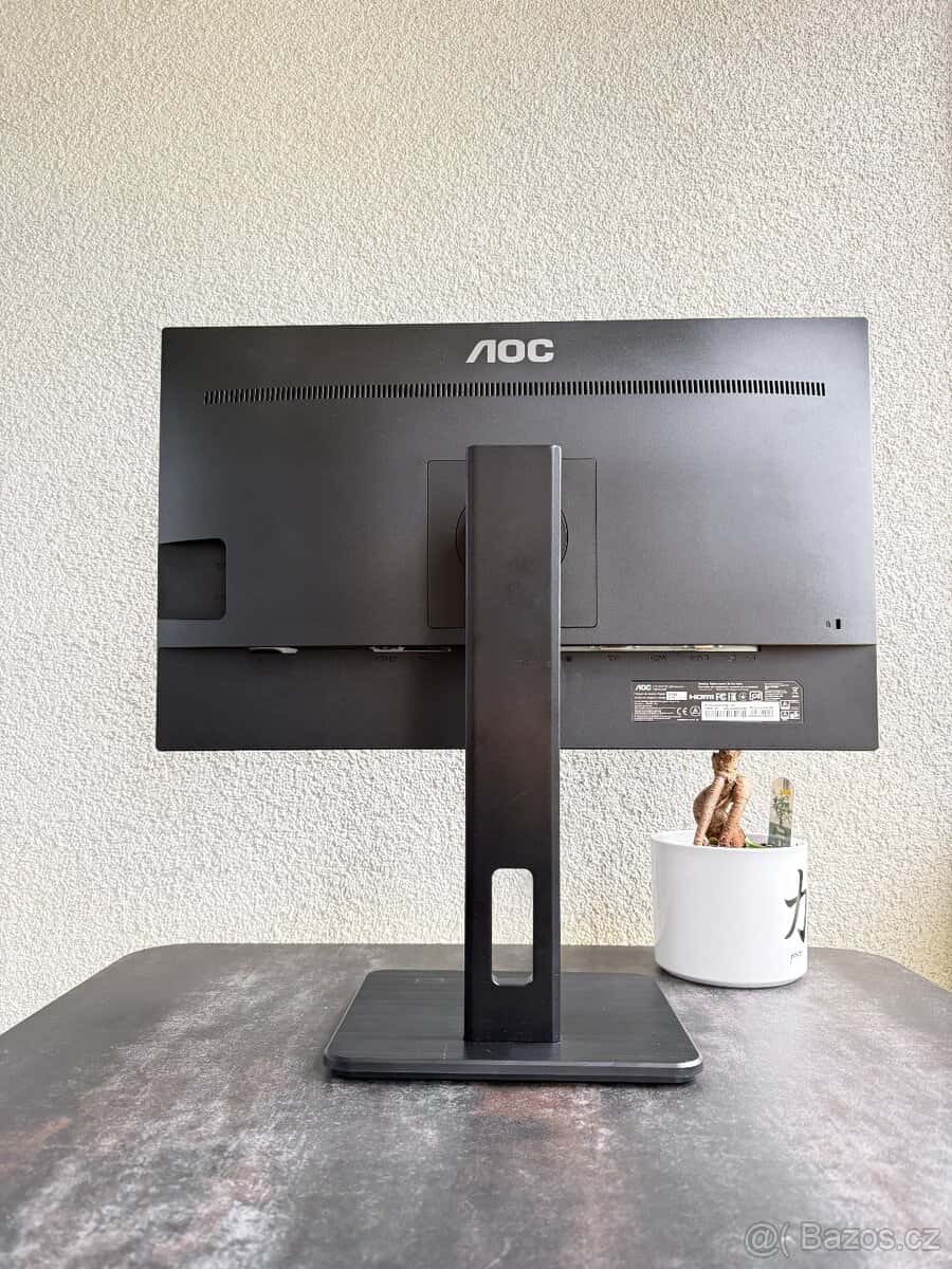 LCD AOC 24P1 2