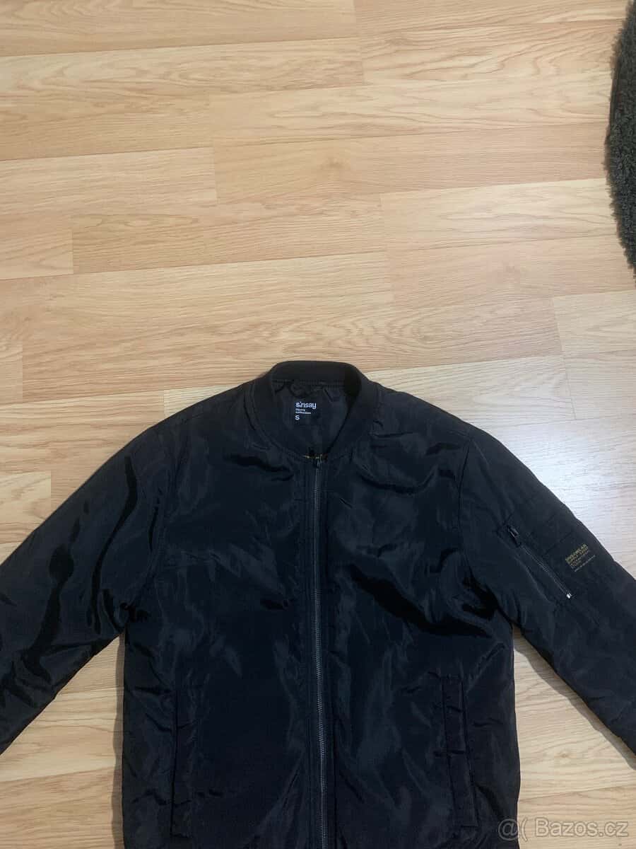 Bunda bomber S 5