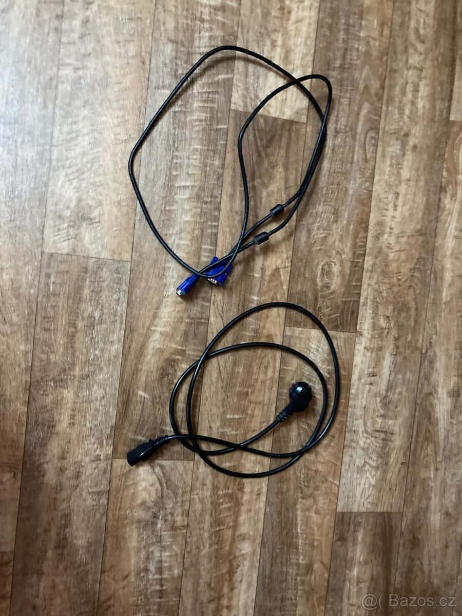 Monitor DELL otočný 2