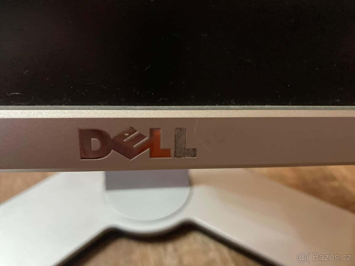 Monitor DELL otočný 7