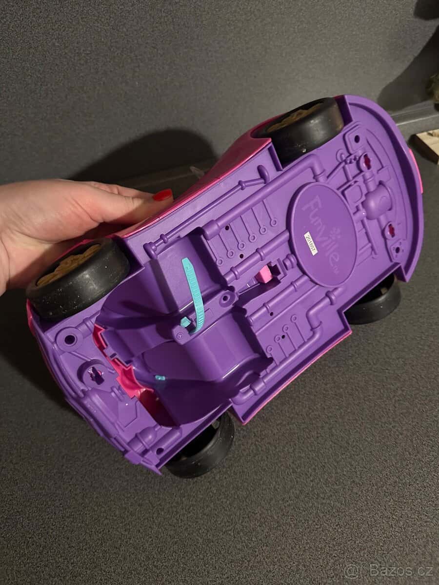 Barbie auto 3
