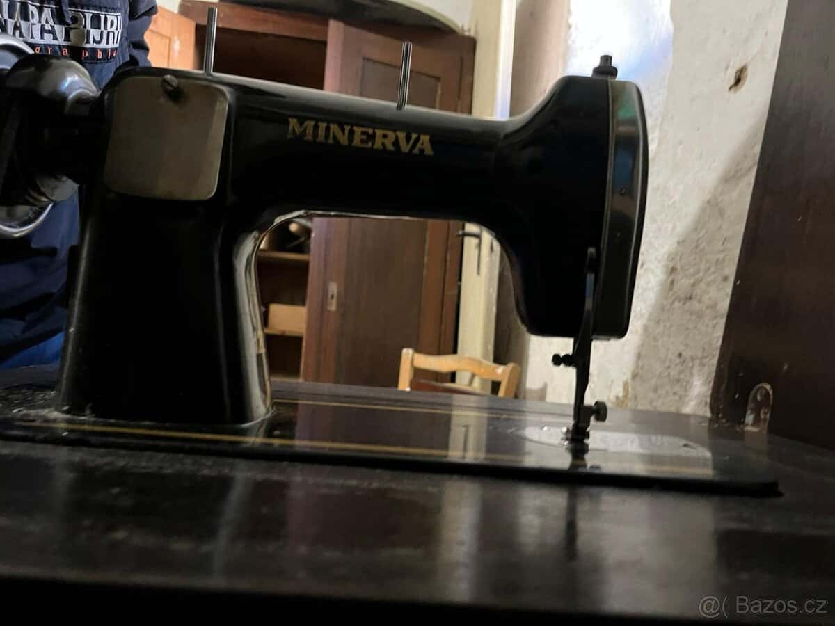 Šicí stroj Minerva 6