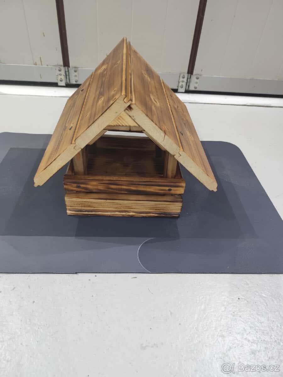 Krmítko pro ptáčky 7