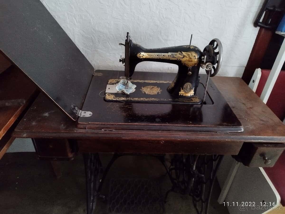 Šicí stroj Singer 2