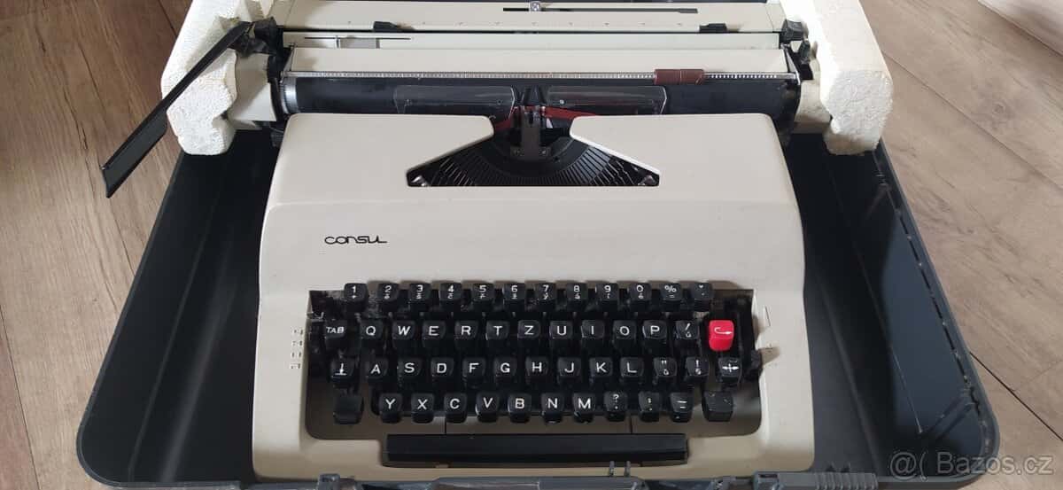 Psací stroj Consul 1