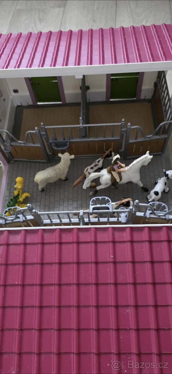 Schleich stáj 3