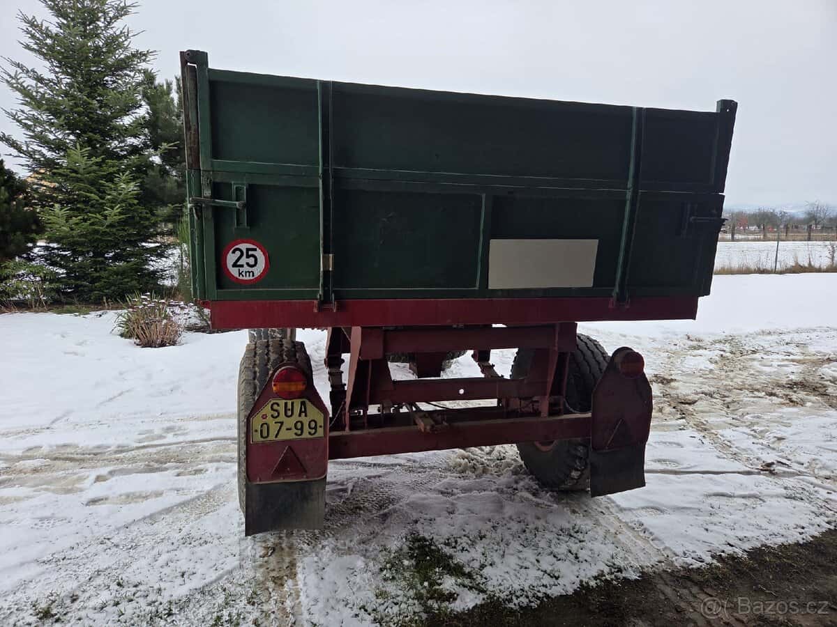 Traktorová vlečka 3