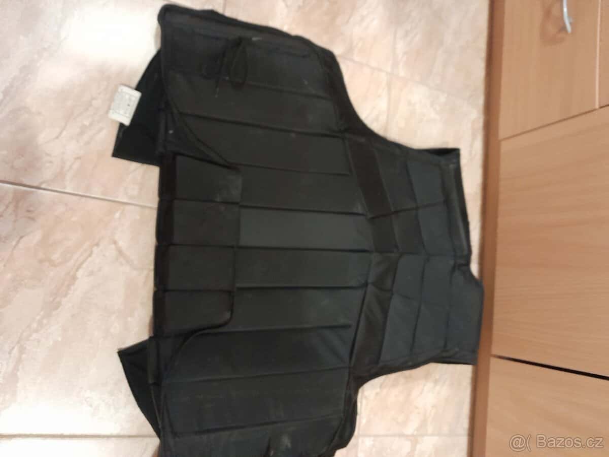 Jezdecká vesta 4