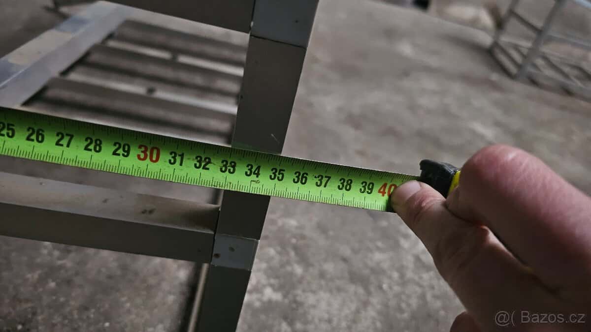 Konstrukce na mining rig 2