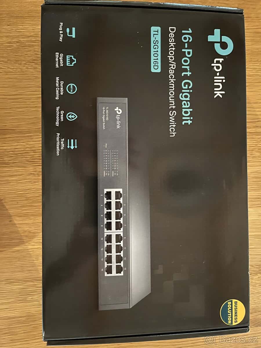 TP-Link TL-SG1016D Switch 1