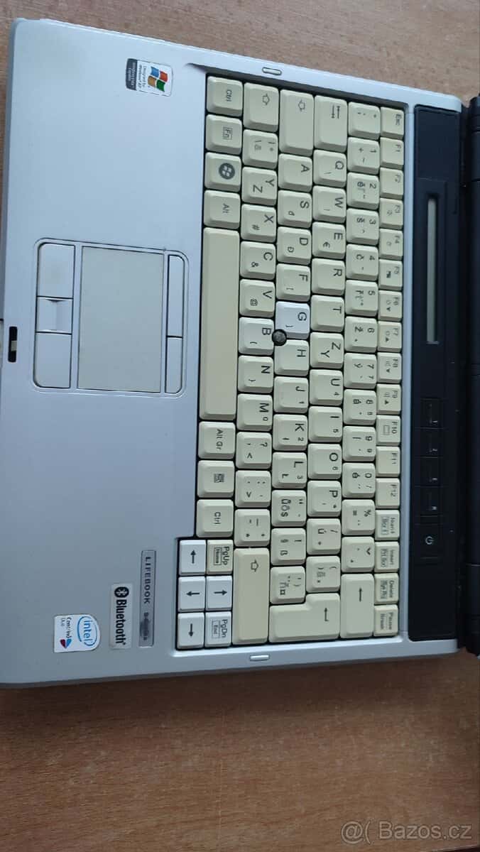 Fujitsu Siemens 4