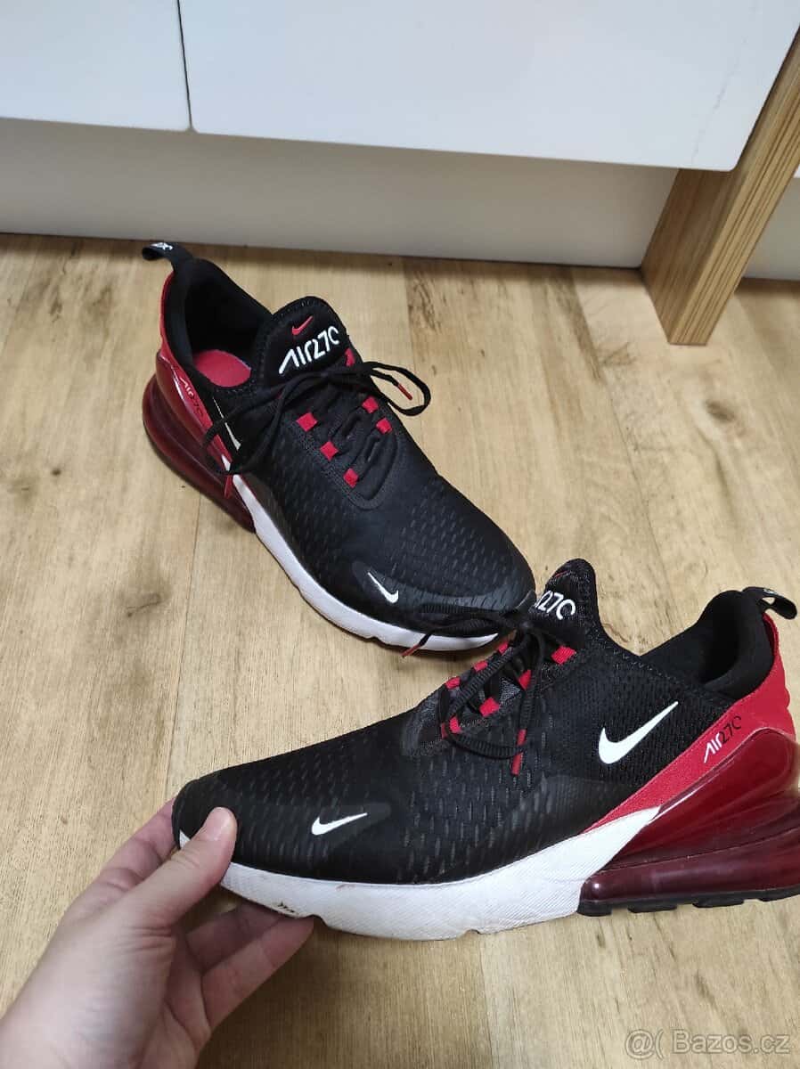 Nike boty 270 2