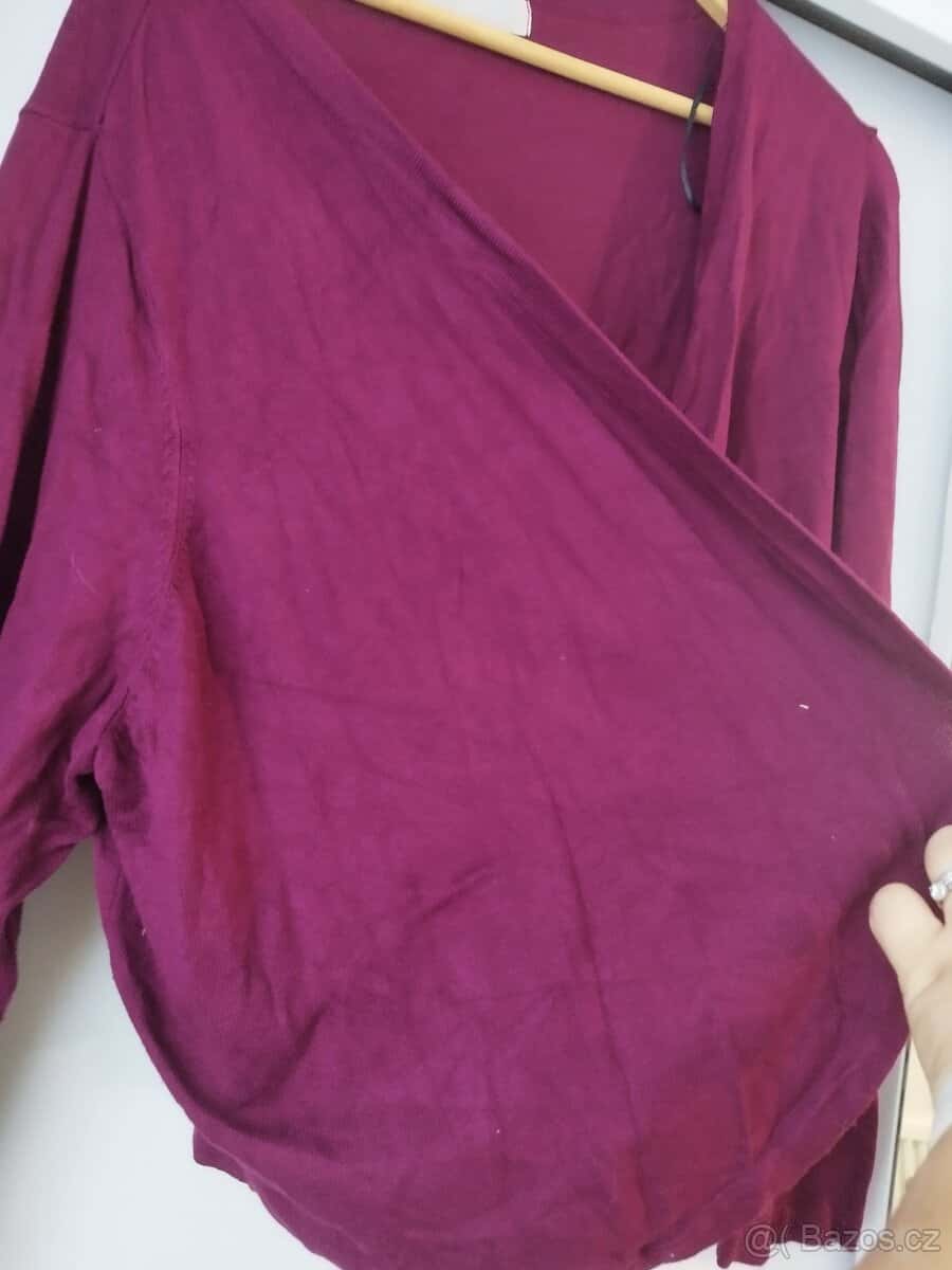 Tmavě růžový kardigan 3