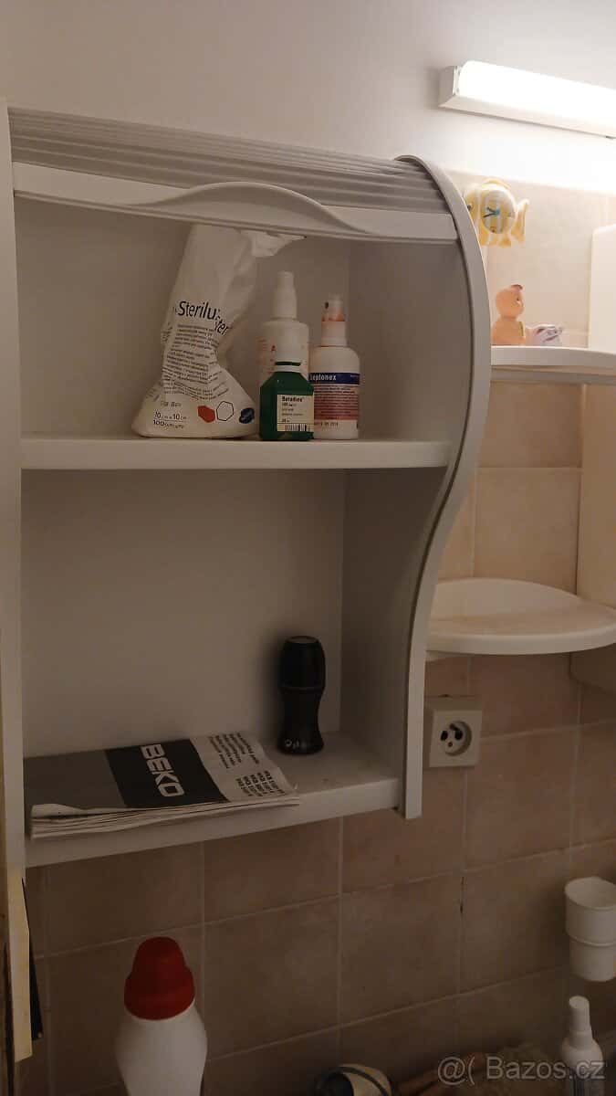 Koupelnový set - poličky 2