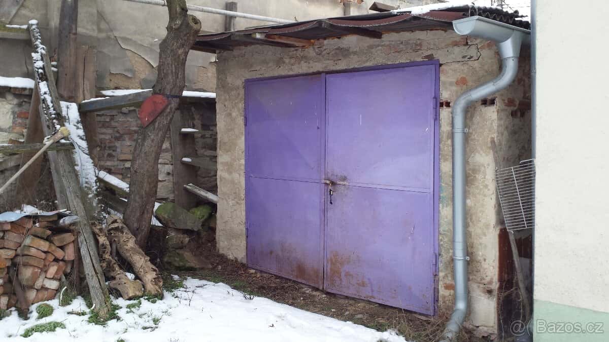 Garáž v Libočanech 2