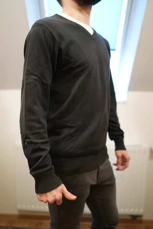 Černý svetr Smog 2