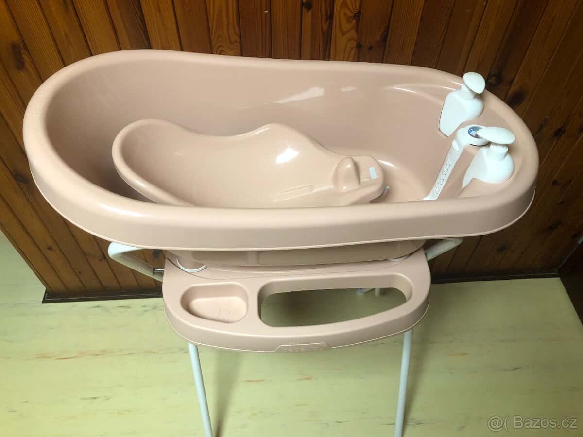 Termovanička se stojanem 2