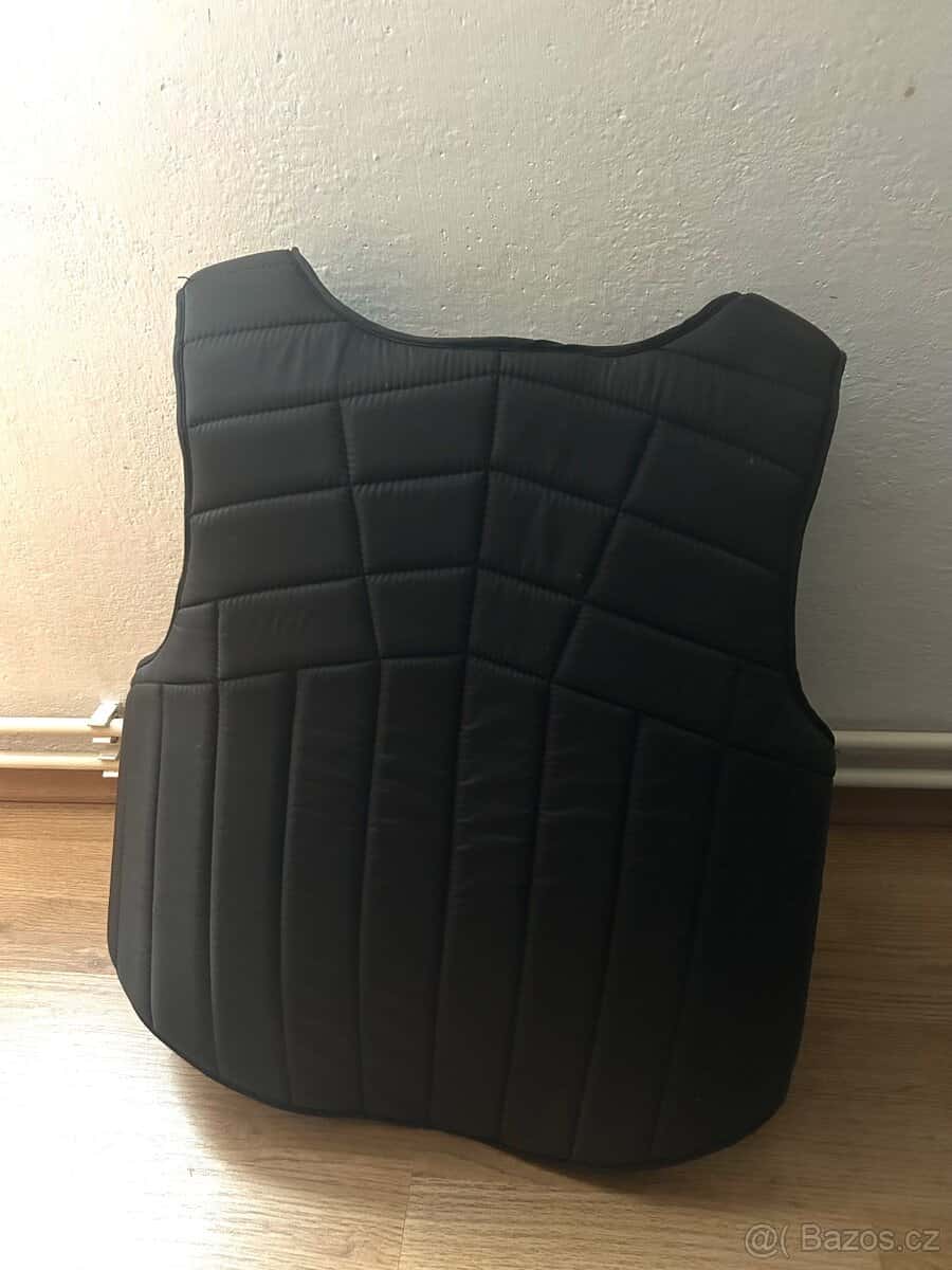 Jezdecká vesta 2