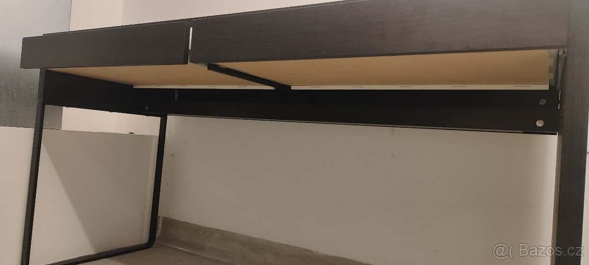 Stůl IKEA černý 1