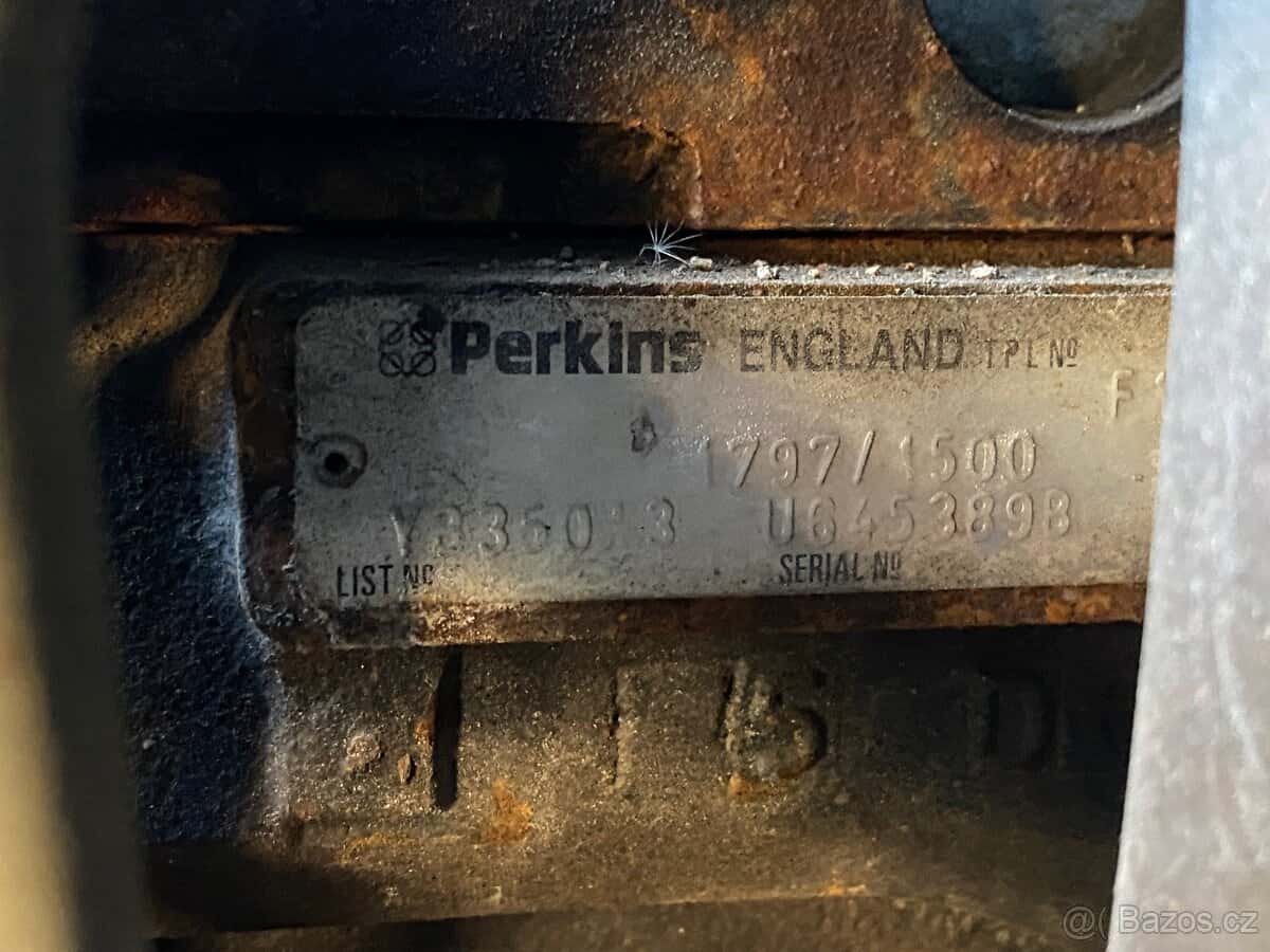 Motor Perkins 2