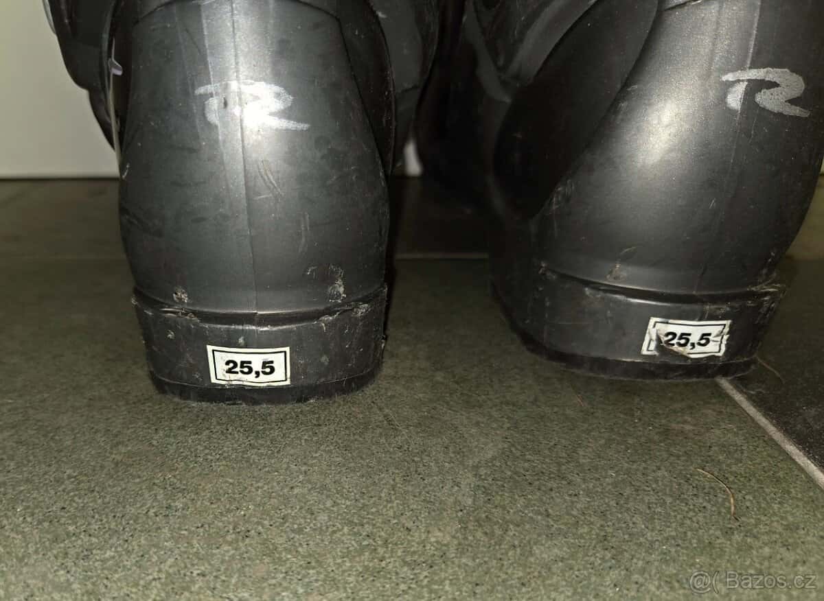 LYŽÁKY ROSSIGNOL 4