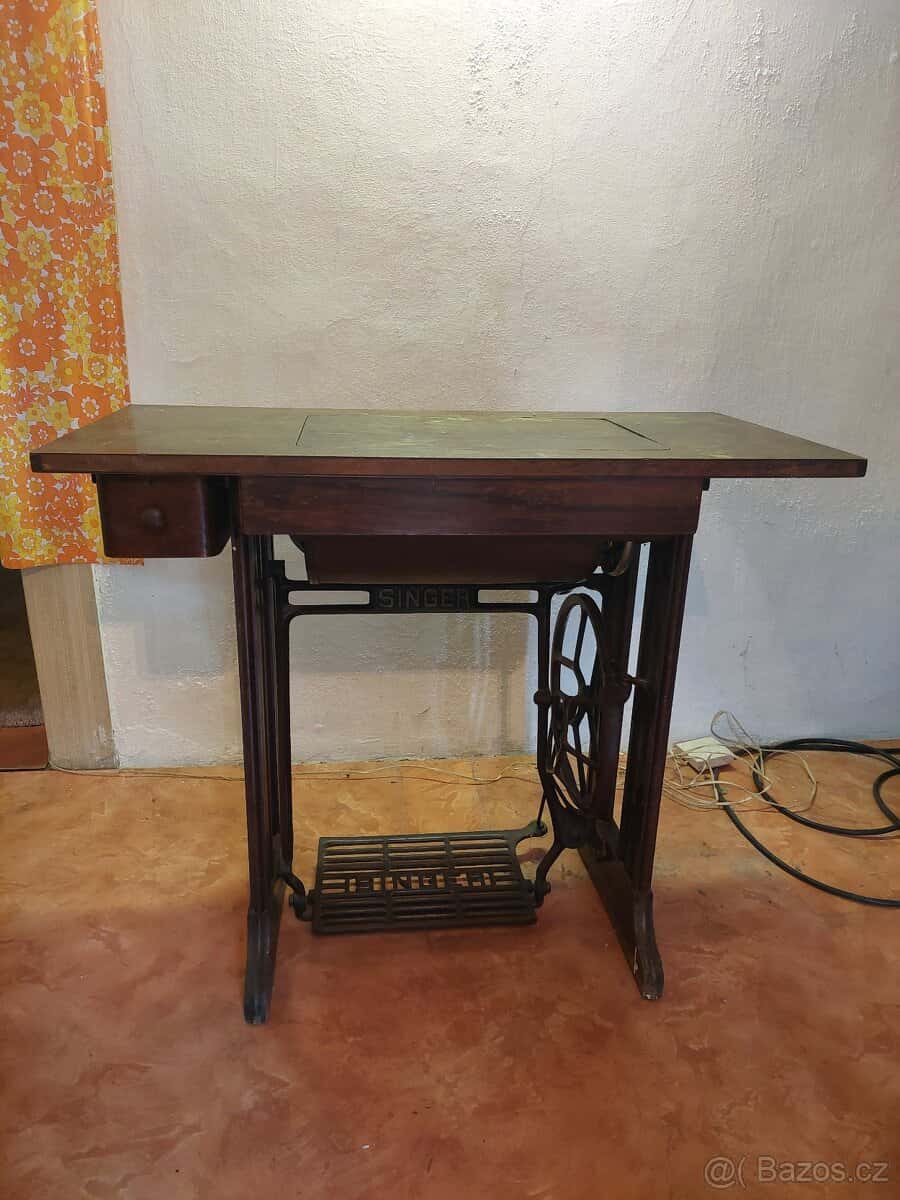 Šicí stroj Singer 2