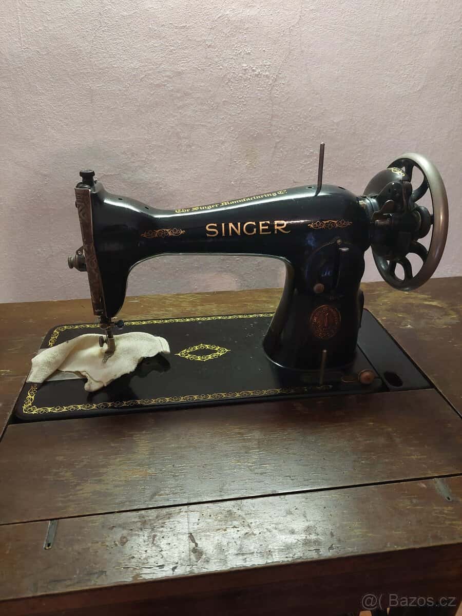Šicí stroj Singer 4