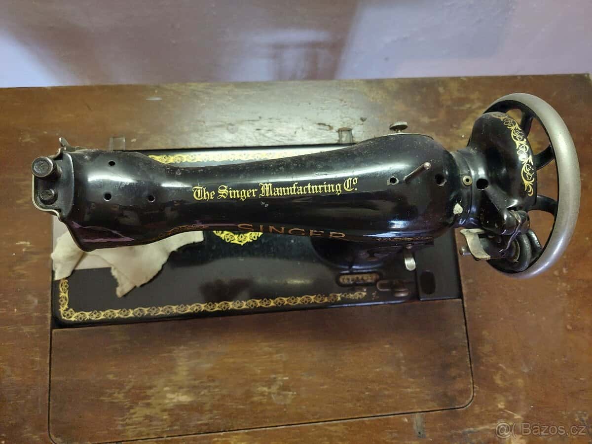 Šicí stroj Singer 5