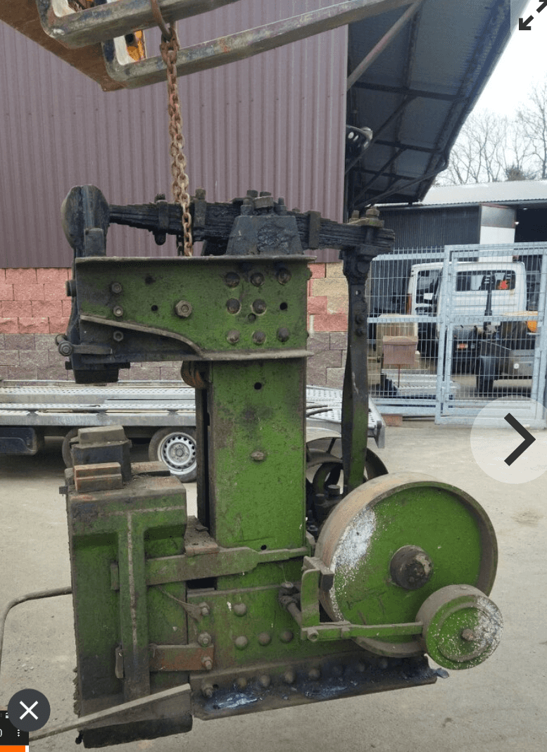 Kovářský buchar 3