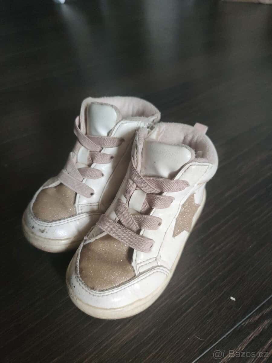 Dětské botičky vel 22 3