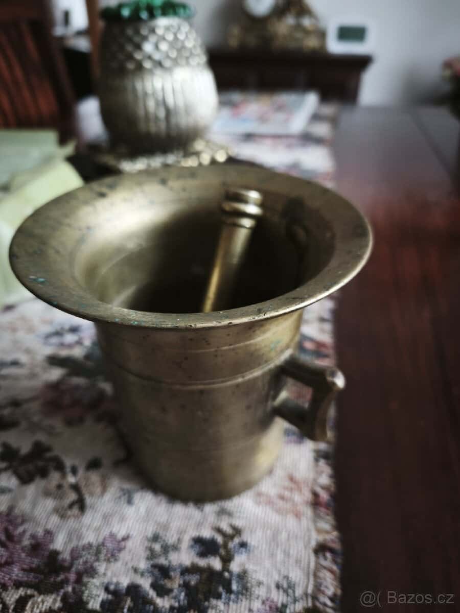 Mosazný hmoždíř 2