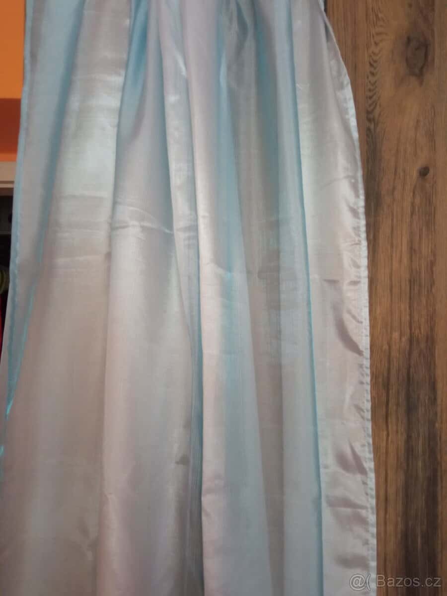 Závěsy 2