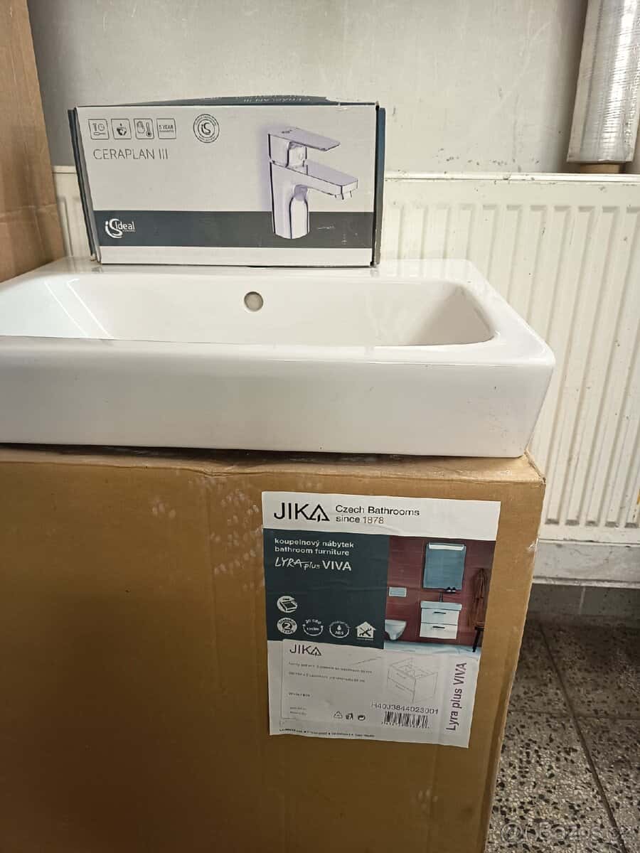 Koupelnový nábytek 3