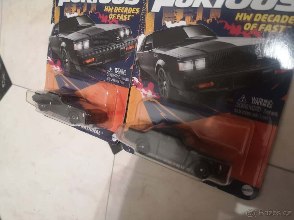 Hot Wheels Matchbox 13