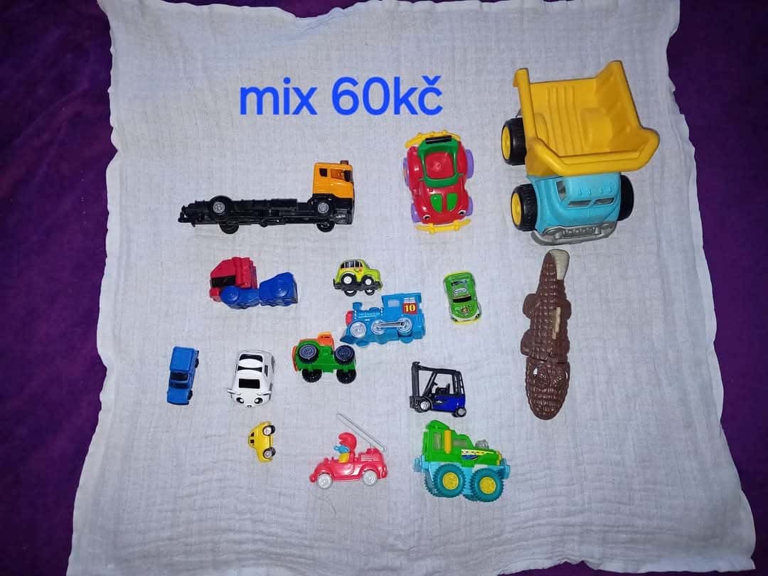 Mix hraček 4