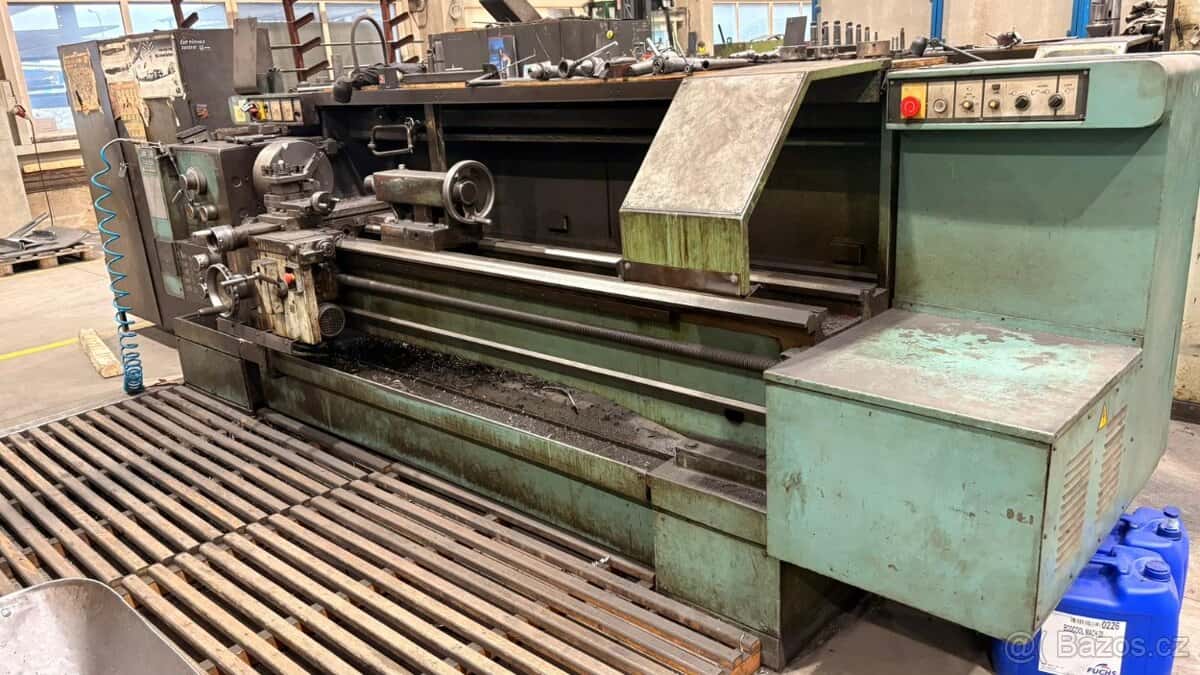 Soustruh SUI 40 / 2000 2