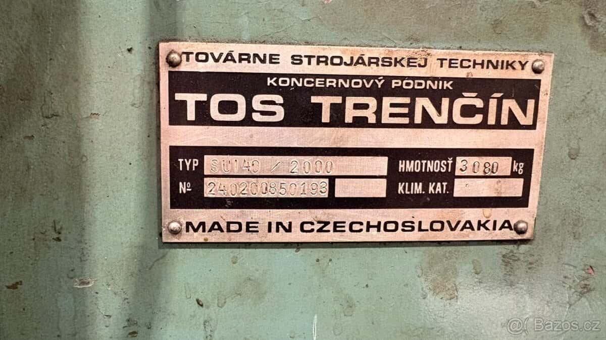 Soustruh SUI 40 / 2000 3