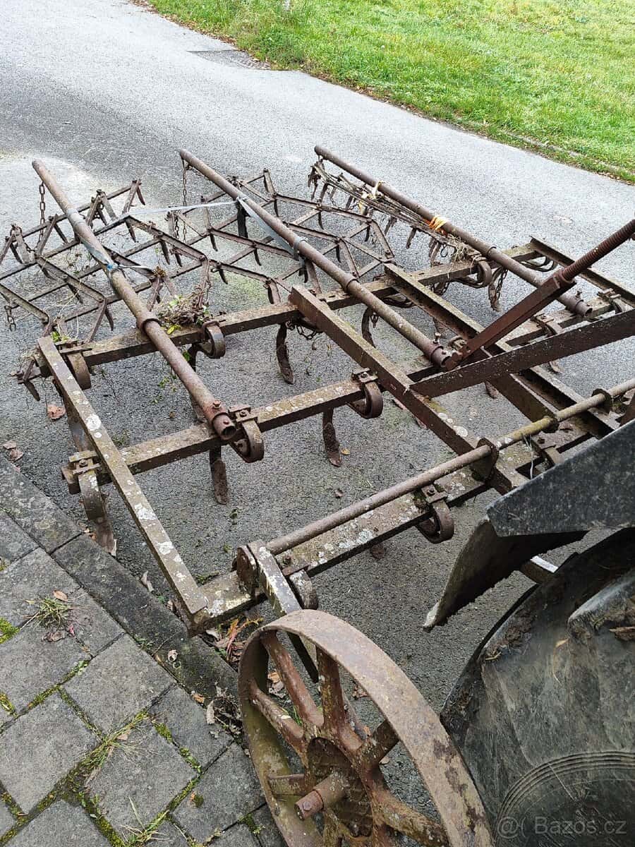 Kultivátor 3