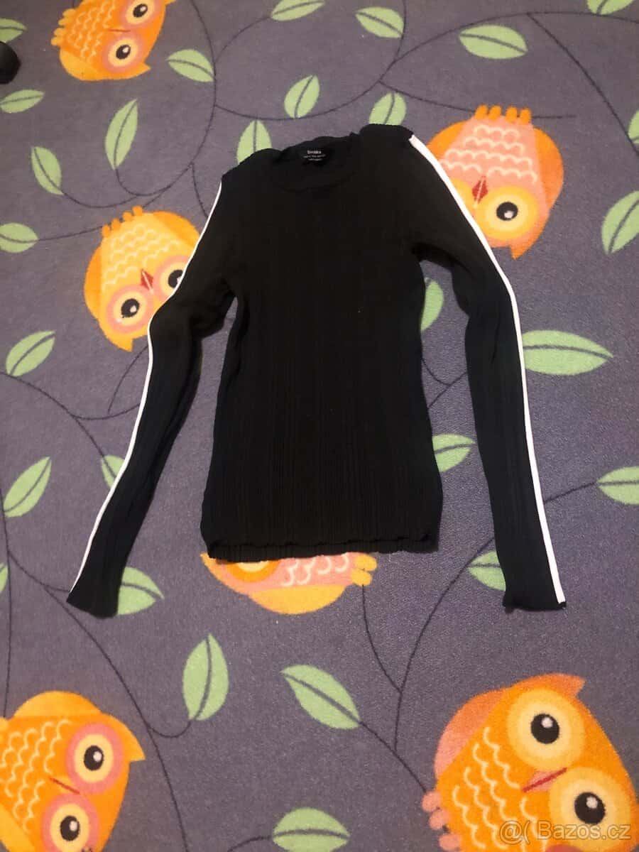 Svetr/triko 1