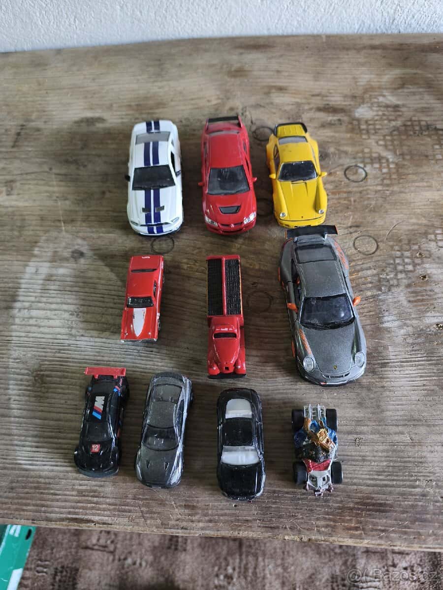 Sada autíček 1