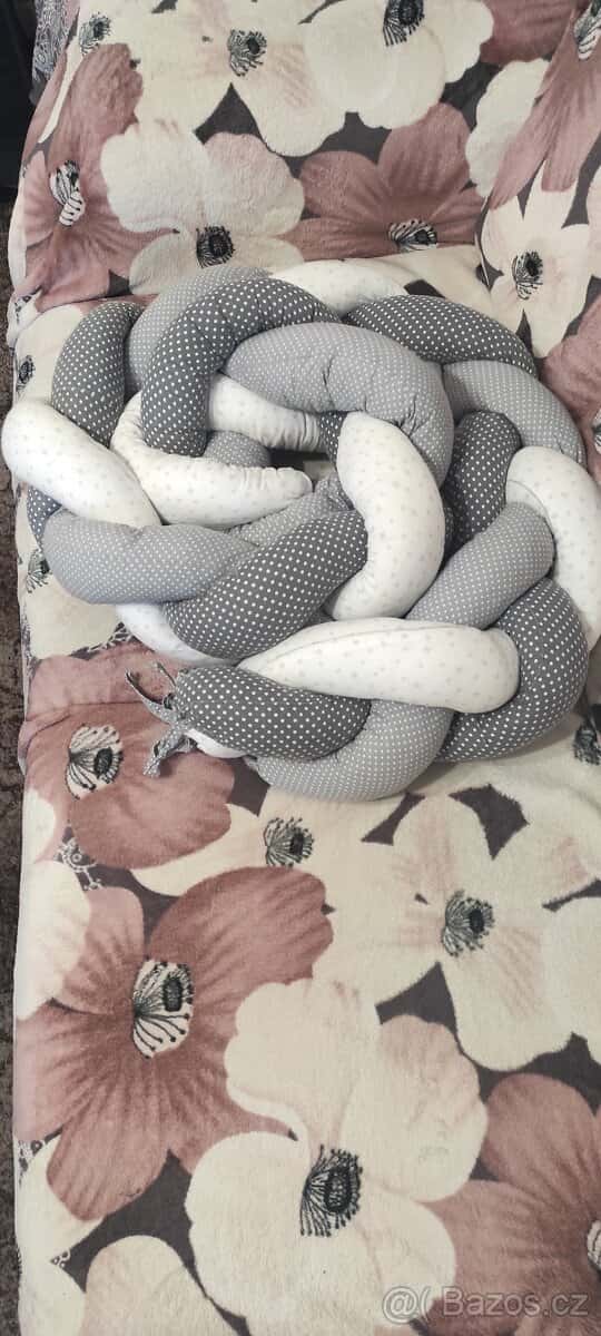 Mantinel do postýlky 1