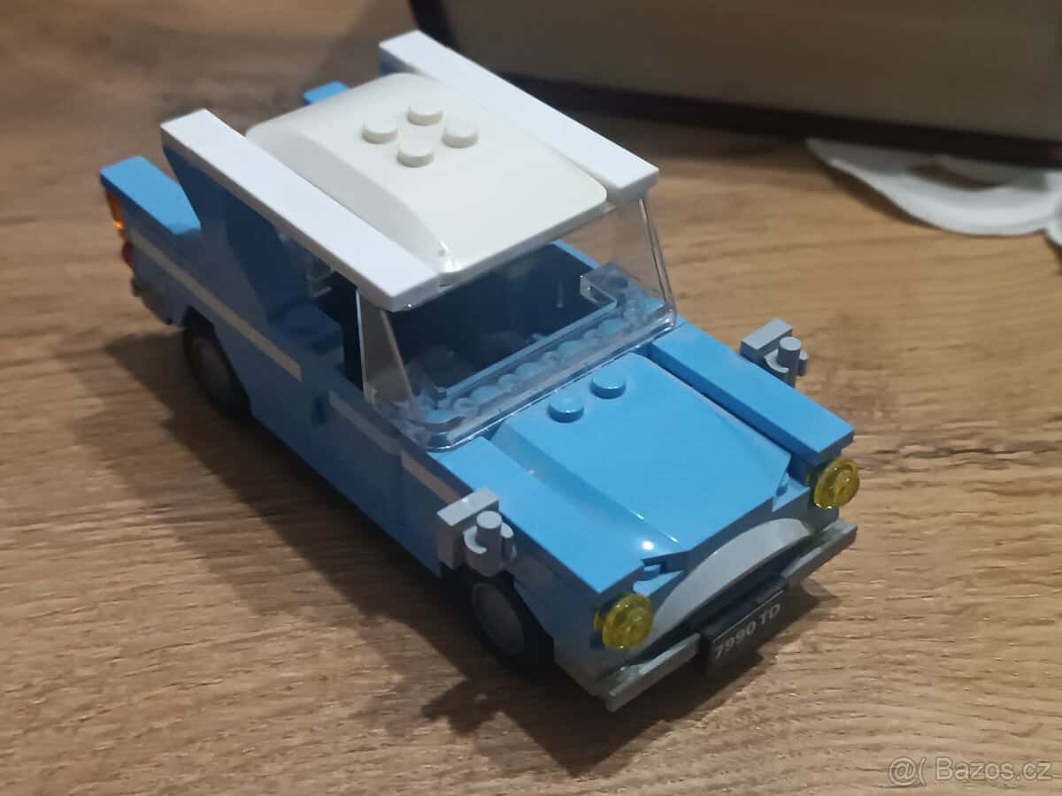 LEGO auto 1